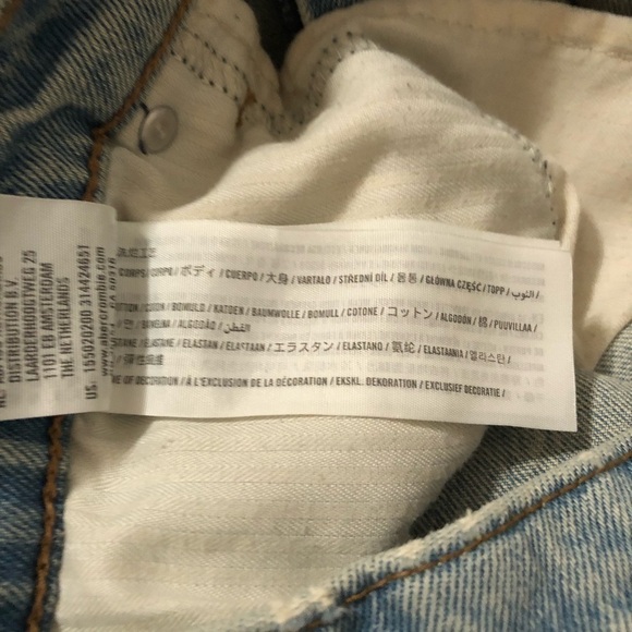 ABERCROMBIE & FITCH High Rise Mom Jeans Size 28 - Picture 5 of 7
